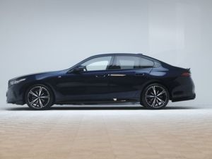 BMW 5 Series 530E M Sport - Image 4