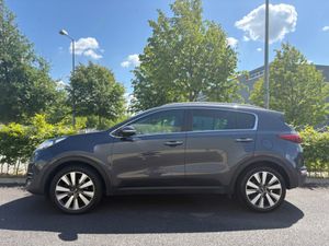 Kia Sportage 1.7 Diesel Manual Excellent Spec - Image 2