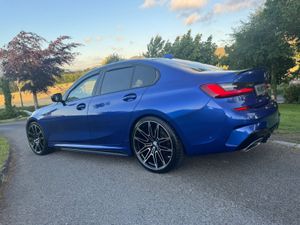 BMW 3-Series 2019 msport - Image 2