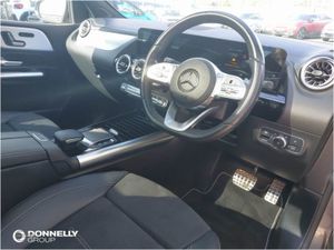 Mercedes-Benz B-Class B200 AMG Line Premium Plus - Image 4