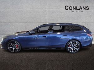 BMW i5 Edrive 40 M Sport Touring - Image 4