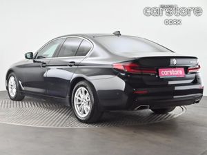 BMW 5 Series 520d SE (mht) - Image 4