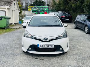 Toyota Vitz 2016 53K Miles Push start immobiliser - Image 2