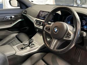 201 Bmw 330e M-Sport - Image 4