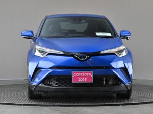 Toyota C-HR 1.8 Hybrid  reverse Cam android Auto - Image 2