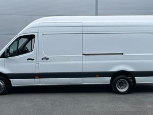 Sprinter 519 Derated Auto ExLWB ExHigh Roof Auto - Image 4