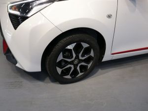 Toyota AYGO Vvti X Play 1.0l Petrol Hatchback - Image 3