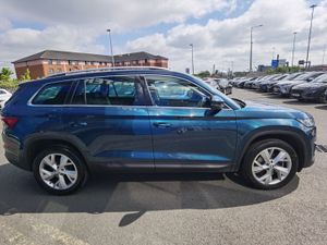 SKODA KODIAQ 2.0TDI STYLE AUTOMATIC DSG *7 SEATER* - Image 4