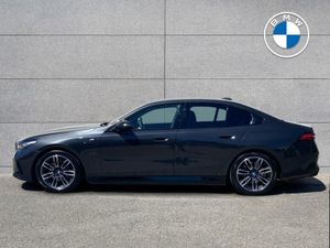 BMW 5 Series 530e M Sport Saloon - Image 3