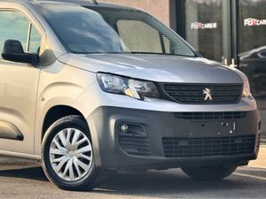 Peugeot e-Partner PROFESSIONL PREMIUM - Image 2