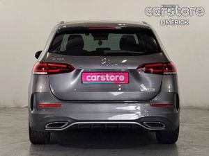 Mercedes-Benz B-Class B180 Auto AMG Line - Image 4