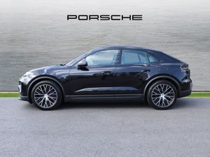 Porsche Macan 4 Electric - Image 4