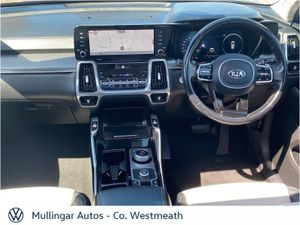 Kia Sorento 2.2 K4 4X2 Diesel 7 Seats - Image 2