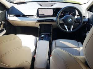 BMW iX1 Edrive20 Xline - Image 4