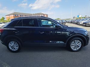 VOLKSWAGEN T-ROC 1.6TDI DESIGN 150BHP - Image 4