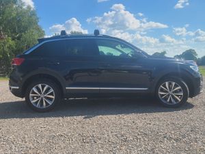 2020 Volkswagen T-Roc TDI Design - Image 4