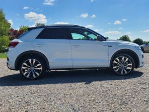 2022 Volkswagen T-Roc TDI R-Line - Image 4