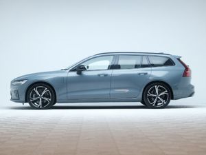 Volvo V60 Recharge T6 Plus - Image 4