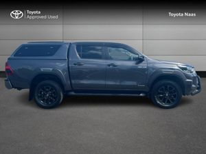 Toyota HiLux 2.8 Invincible Auto 4DR A - Image 3