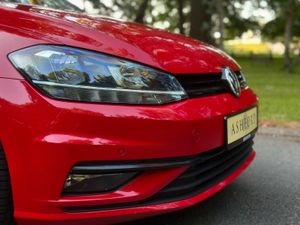 Volkswagen Golf 2018 1.0 TSI 110BHP GREAT SPEC - Image 3