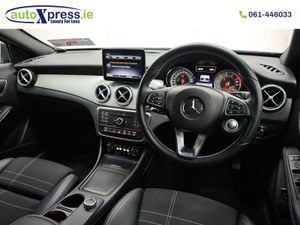 Mercedes-Benz GLA-Class 180 1.6 Automatic - Image 4