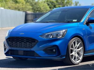 Ford Focus 2019 Ford Focus ST Line - Image 2