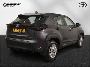 Toyota Yaris Cross 1.5 Hybrid Icon 5dr CVT - Image 2