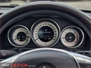 Mercedes-Benz E-Class E 200 Bluetec Classic Sport - Image 4