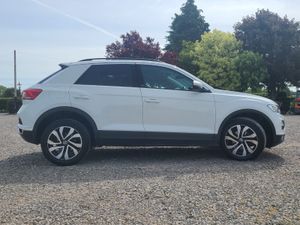 Volkswagen T-Roc 2022 - Image 4