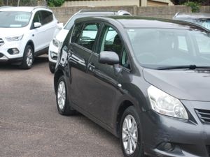 Toyota Verso 2011 2.0 D4D 7 Seater - Image 3