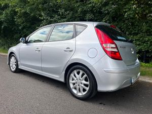 Hyundai i30 2011 ( NCT 10/25, TAX 02/26) - Image 2