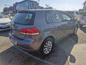 Volkswagen Golf 2010 - Image 4