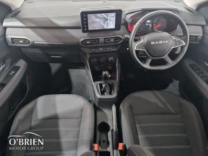 Dacia Sandero Stepway TCe 90 CVT Stepway Comfort - Image 2