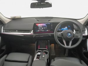 BMW iX1 Edrive20 Xline - Image 4