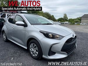 211 Toyota Yaris Hybrid - Image 2