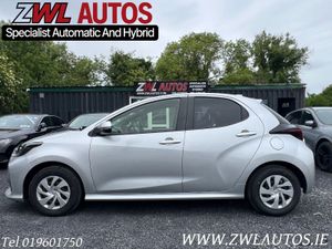 211 Toyota Yaris Hybrid - Image 3