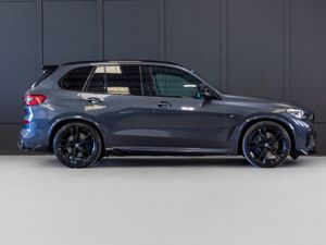 202 BMW X5 X-Drive 30d M-Sport 7 Seater - Image 2