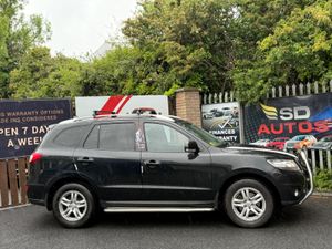 2011 Hyundai Santa Fe 2.0 2WD 7 SEATS - Image 2