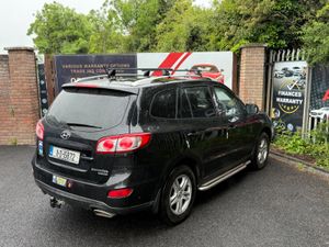 2011 Hyundai Santa Fe 2.0 2WD 7 SEATS - Image 3