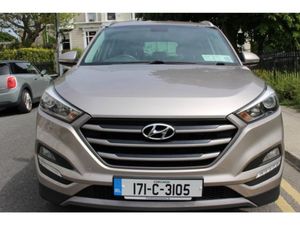 Hyundai Tucson 2WD Executive Automatic NCT 155 KMS - Image 4