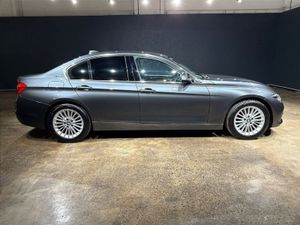 BMW 3 Series 2.0 Hybrid Automatic - Heated Seats - Image 4