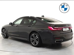 BMW 7 Series 745e M Sport Saloon - Image 3