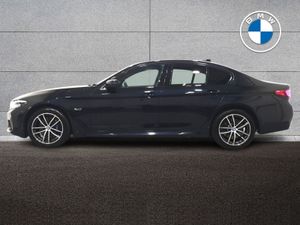BMW 5 Series 530e M Sport Saloon - Image 4