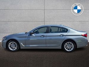 BMW 5 Series 520d SE Saloon - Image 3