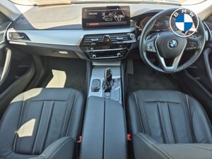 BMW 5 Series 520d SE Saloon - Image 4