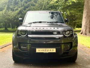 241 Land Rover Defender 3 Seats 3.0 Diesel no vat - Image 2