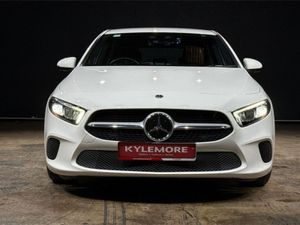 Mercedes-Benz A-Class 1.4 A180 - Facelift - Low M - Image 2