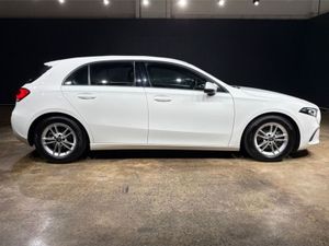 Mercedes-Benz A-Class 1.4 A180 - Facelift - Low M - Image 4