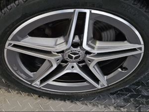 21 MERCEDES BENZ A-CLASS 250 E AMG HYBRID - Image 4
