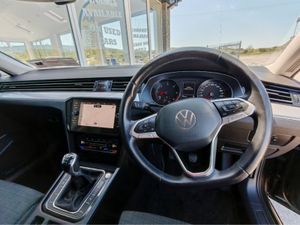 VOLKSWAGEN PASSAT BUSINESS 2.0 TDI MANUAL 6SPEED F - Image 3